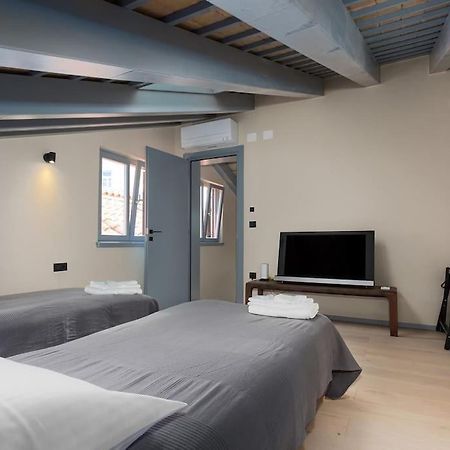 Loft De24 By Irundo Apartment Ровин Екстериор снимка