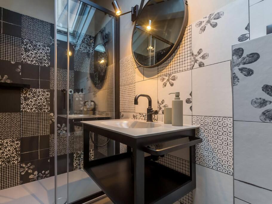 Loft De24 By Irundo Apartment Ровин Екстериор снимка